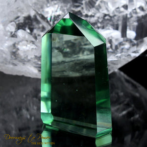 Casa Green Obsidian Manifest Spirit Isis Crystal