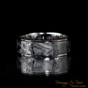 Muonionalusta Meteorite Light Language Ring