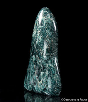 Heartenite Crystal Altar Stone 'Vibrational Force'